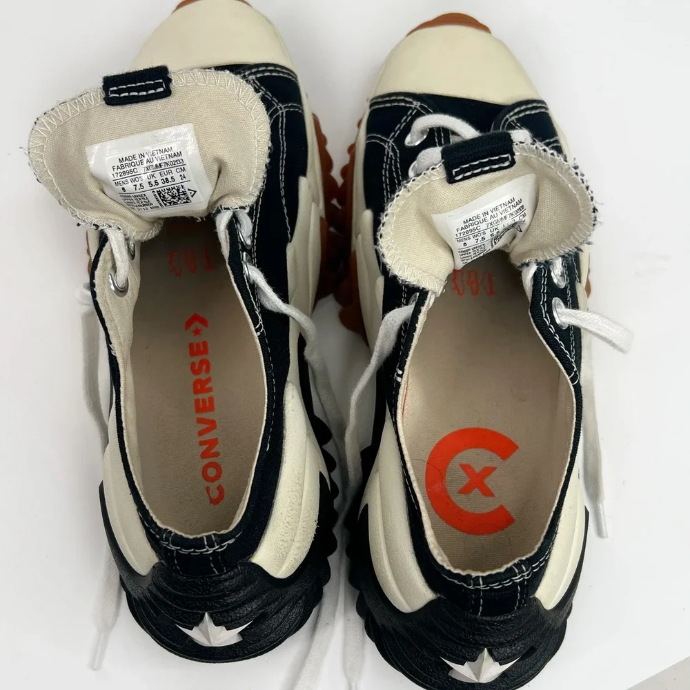CONVERSE Run Star Motion Platform Sneakers Black and White M: 6 W: 7.5: